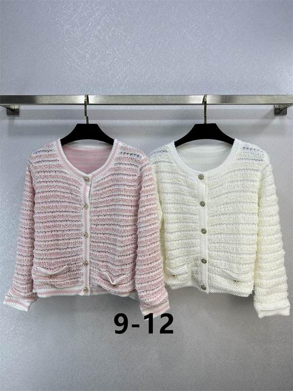 Chanel Women's Sweater 63